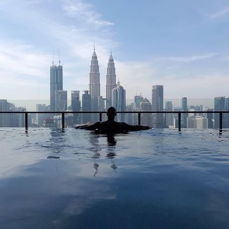 Regalia Exclusive Hostel Kuala Lumpur Luaran gambar