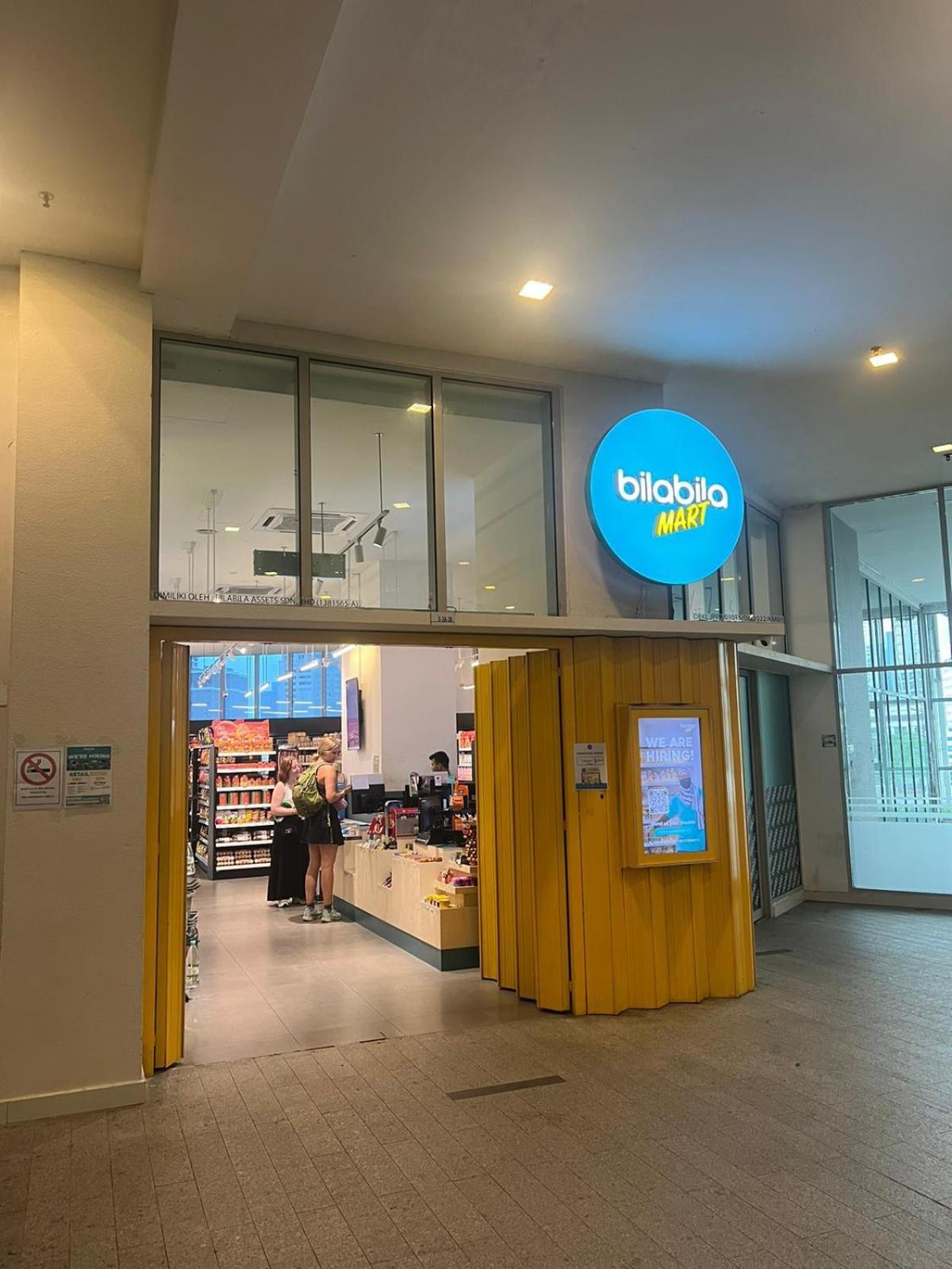 Regalia Exclusive Hostel Kuala Lumpur Luaran gambar