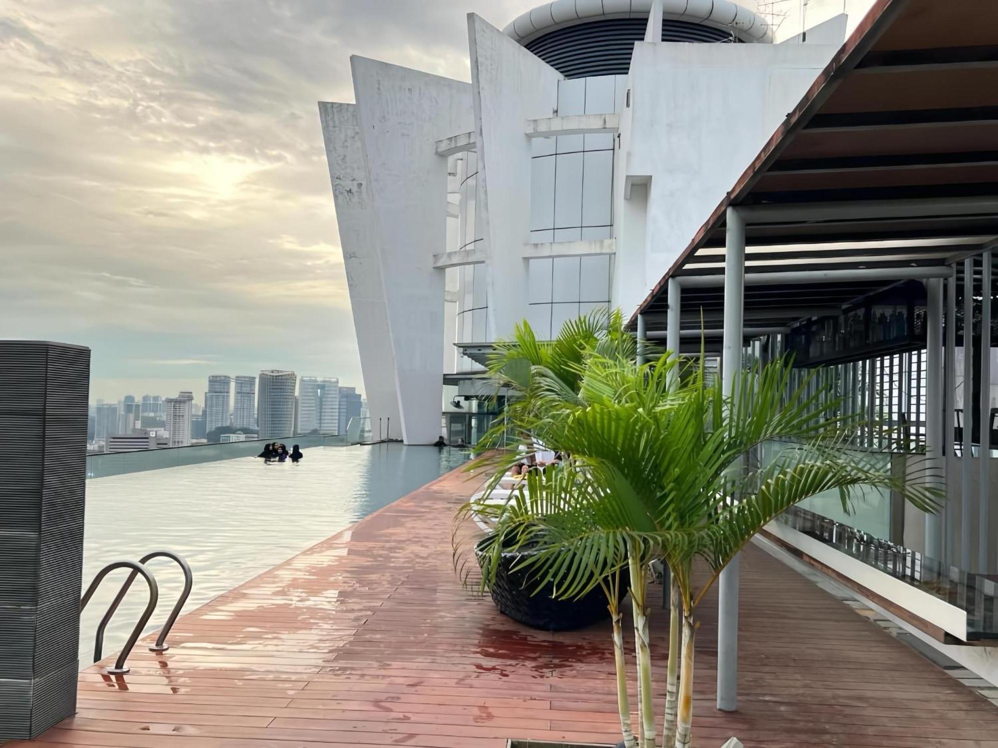 Regalia Exclusive Hostel Kuala Lumpur Luaran gambar