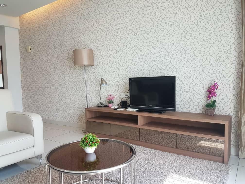 Regalia Exclusive Hostel Kuala Lumpur Luaran gambar