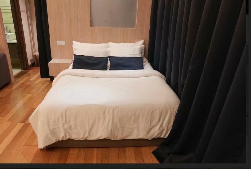 Regalia Exclusive Hostel Kuala Lumpur Luaran gambar
