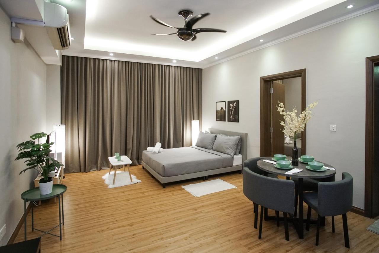 Regalia Exclusive Hostel Kuala Lumpur Luaran gambar